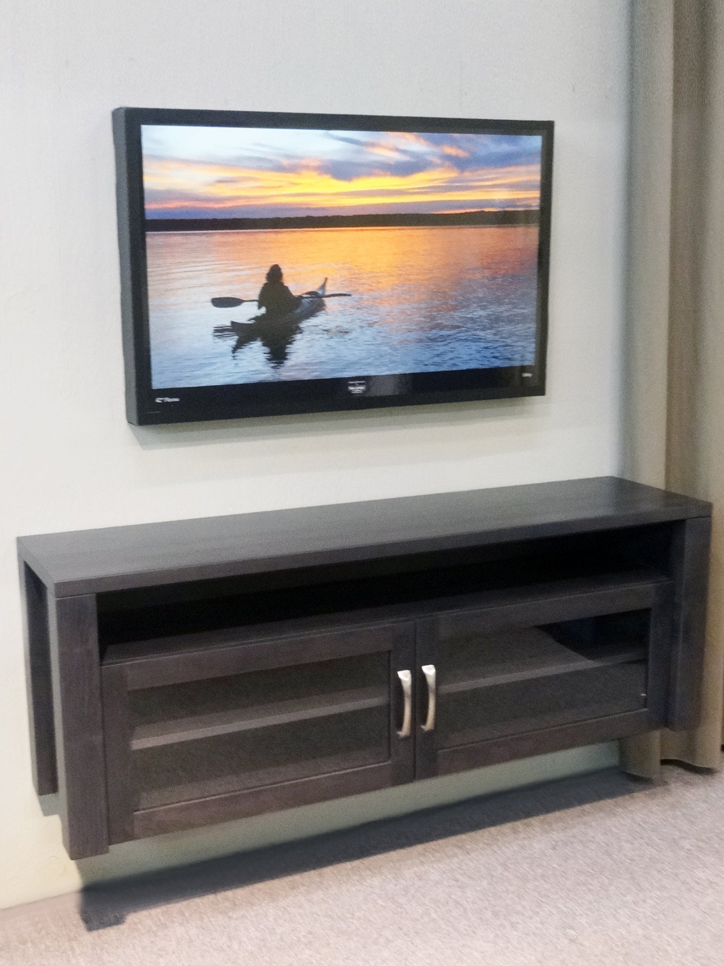 Floating Boxwood ET - wall mounted
