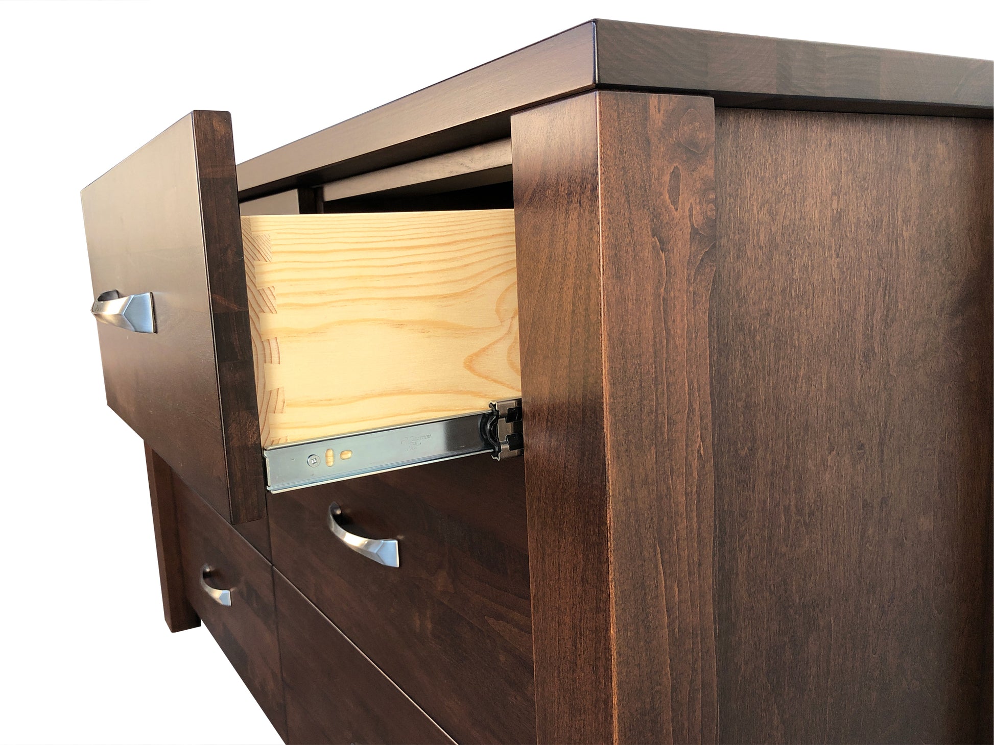 Boxwood 7 Draer Dresser - drawer box detail