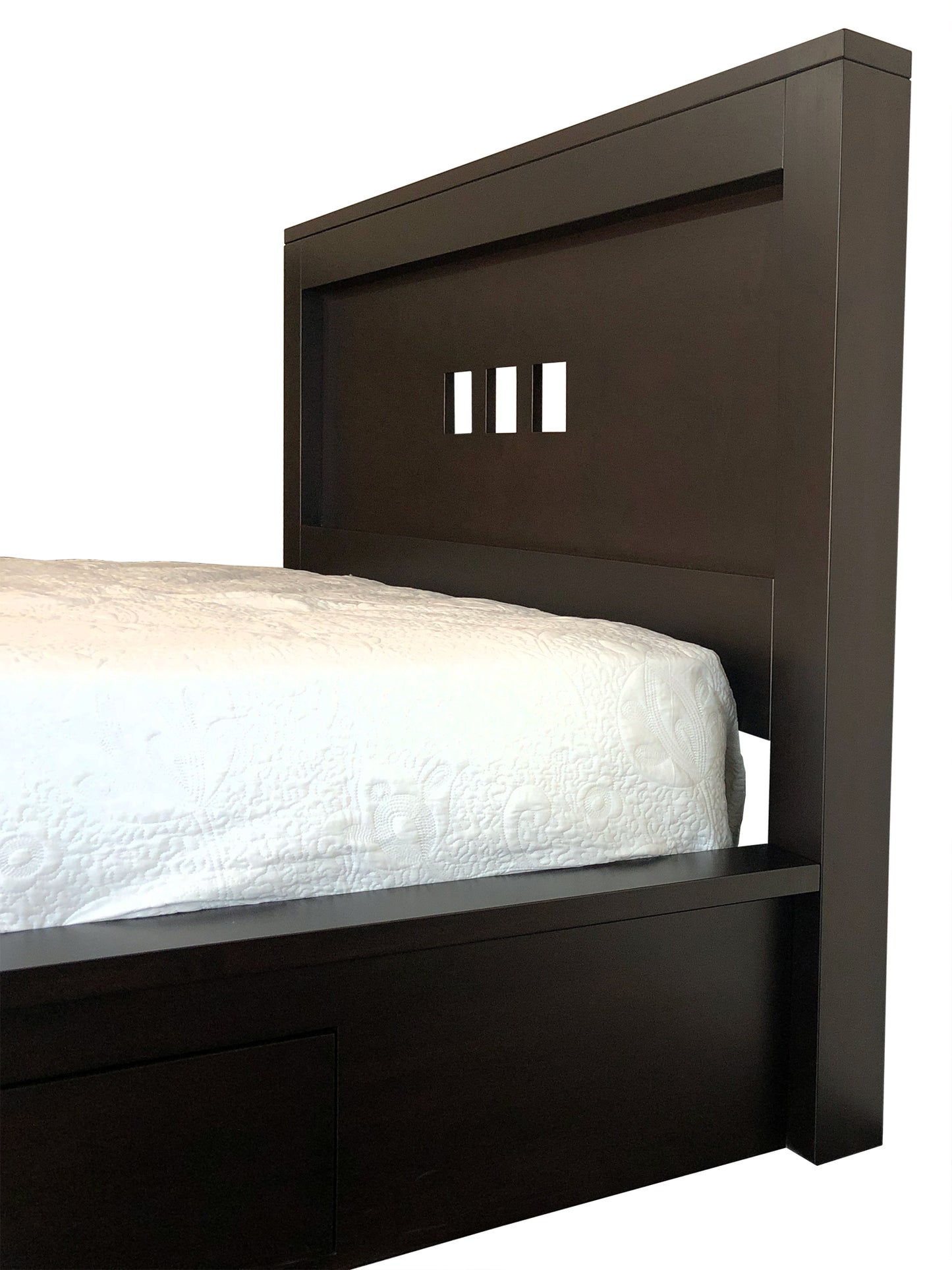 Boxwood Bed with Underbed Storage