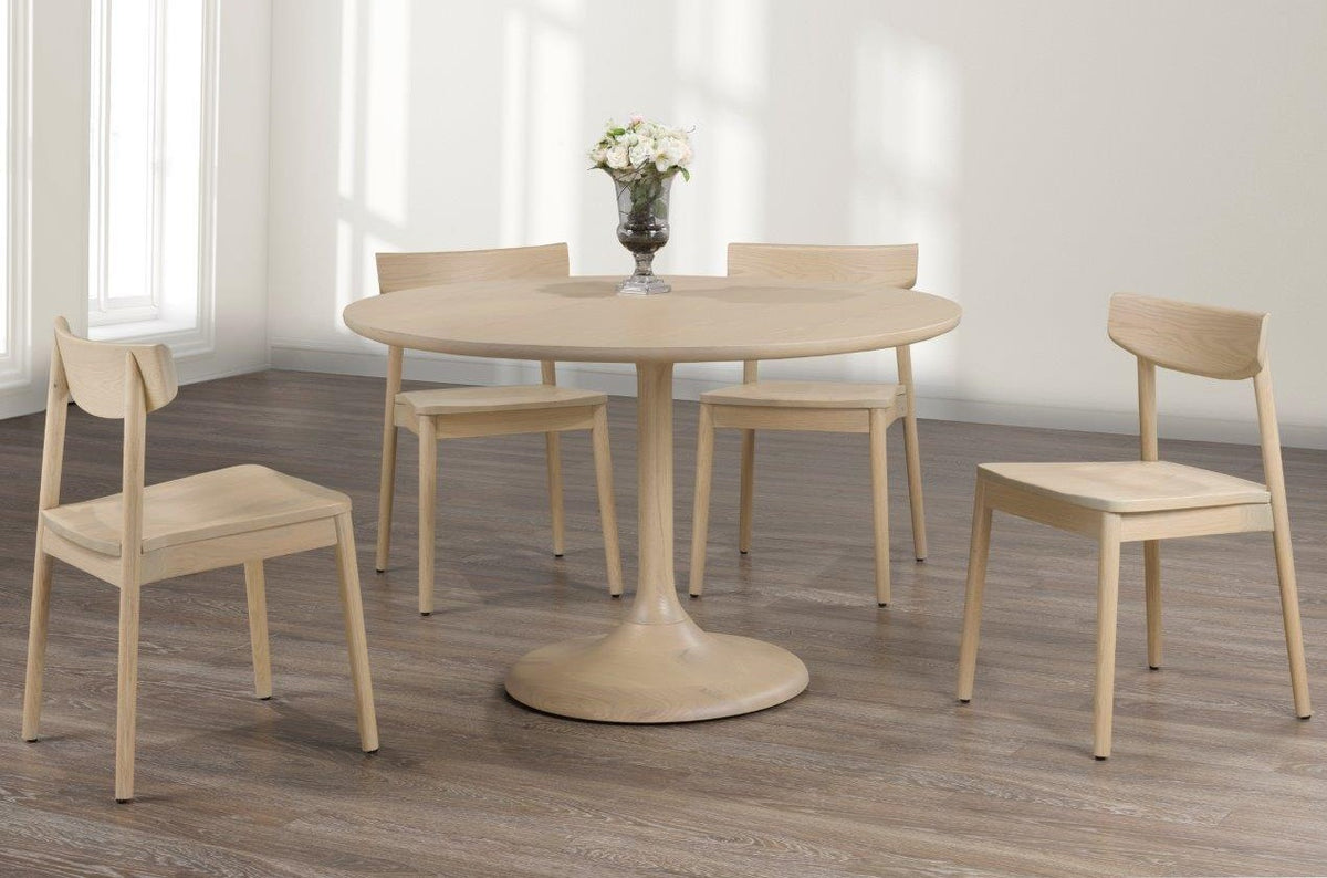 Flekke Dining Table