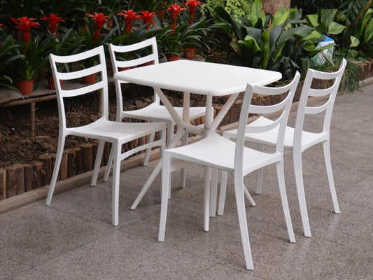 Maddy Table Set by Mountain house - indoor / outdoor use, plastic, light weight