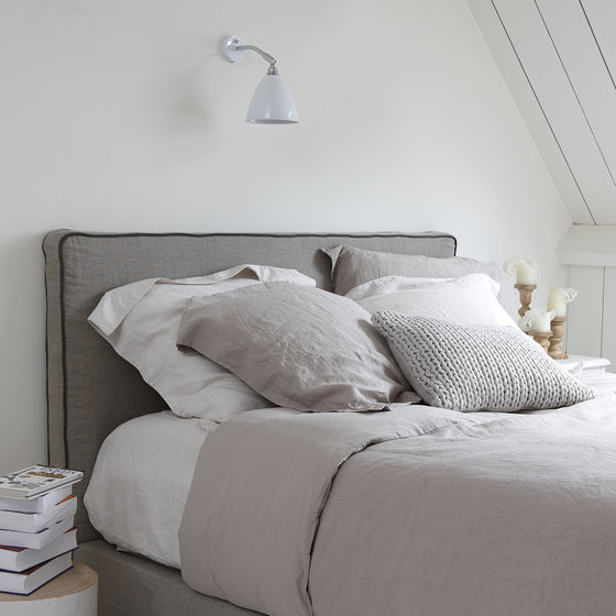 Remy Duvet Cover, with a top layer of 100% linen and a bottom layer of percale cotton.
