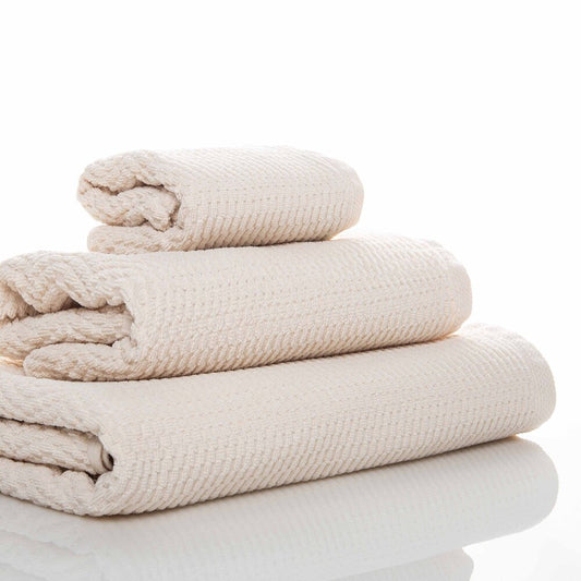 This eco-friendly Atmosphere towel series, made from 100% Turkish cotton is available in face, hand and bath towels.